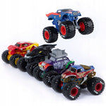 MONSTER JAM DC JUSTICE LEAGUE BATMAN SUP - widok 4 opakowania szczegoly zabawka kolekcja