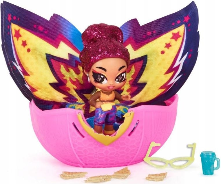 HATCHIMALS PIXIES LALECZKA  SASSY SKYLEE - widok 5 opakowania szczegoly zabawka kolekcja