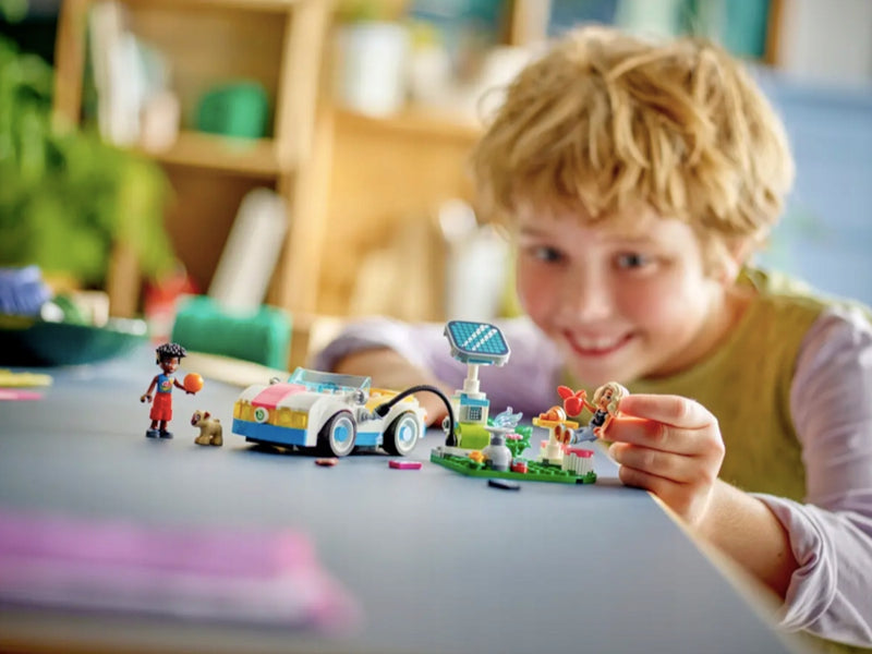 LEGO FRIENDS ZESTAW KLOCKÓW SAMOCHÓD ELE - widok 5 opakowania szczegoly zabawka kolekcja
