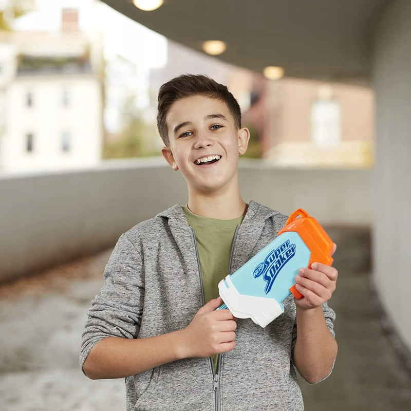 NERF SUPER SOAKER PISTOLET NA WODĘ TORRE - widok 4 opakowania szczegoly zabawka kolekcja