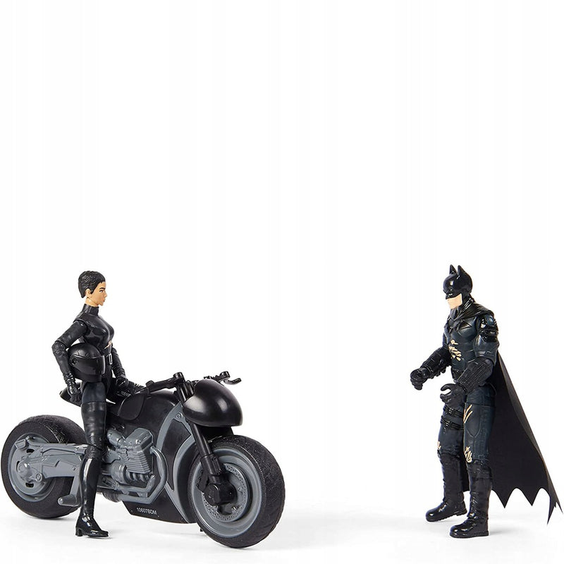 DC THE MOVIE BATMAN + SELINA KYLE + MOTO - widok 4 opakowania szczegoly zabawka kolekcja